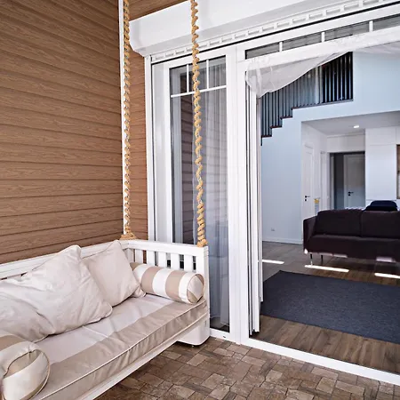 будинок для 6 людей є підвал Apartment Odesa